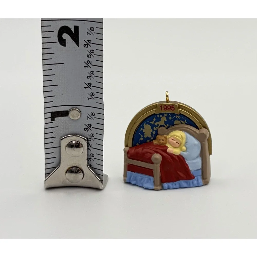 1995 Hallmark Keepsake Miniature Ornament Sugarplum Dreams Moving Dial Vintage
